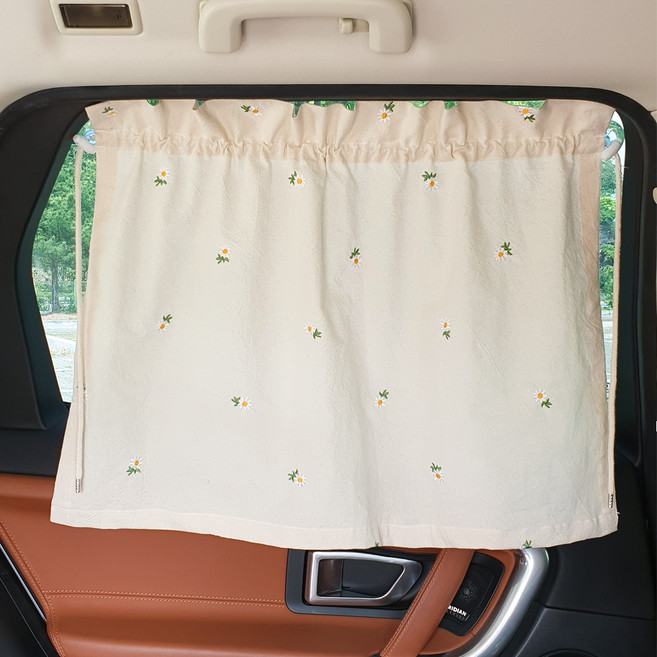 uterus 車用刺繡遮陽簾, 雛菊款 米色, 1個