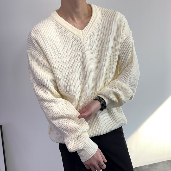 콘피아르 베이직 하찌 브이넥 니트티 TC9702