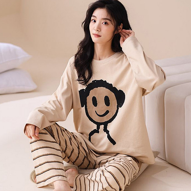 Elsso 女性用可愛線條亮點設計圓領居家服長袖+長褲套裝