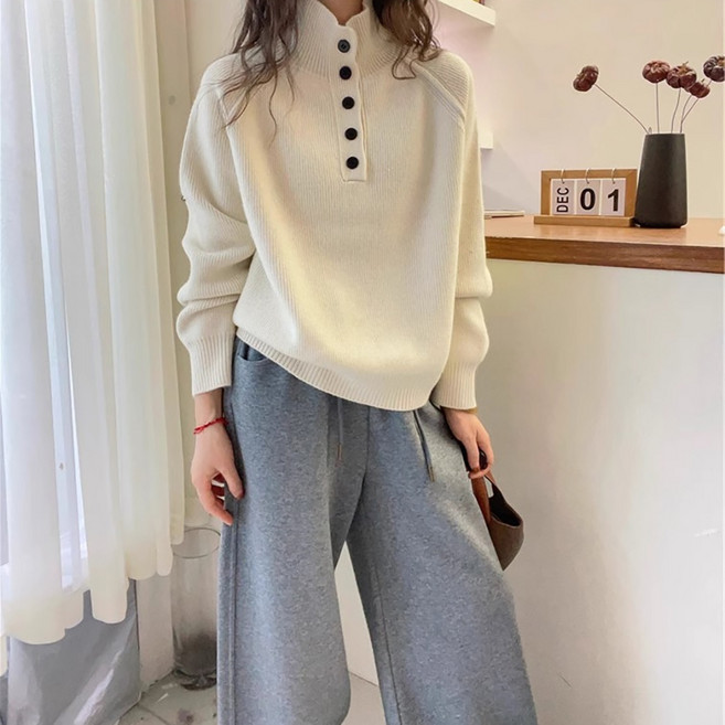 페이퍼먼츠 여성용 리카브 버튼 반폴라 니트 11561