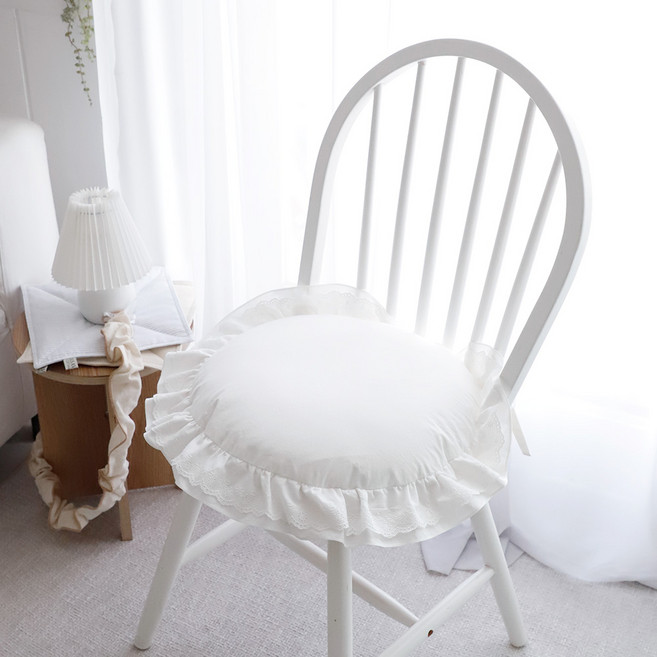 아쿠 프로방스 이중프릴 원형 방석 솜포함