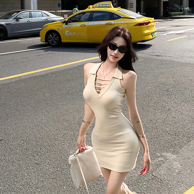 피어니스트 아일렛 카라 미니 니트 원피스