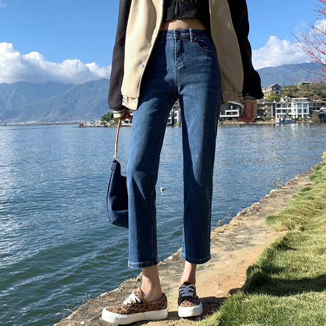 Banya Story 女款換季修身直筒牛仔褲 SS106