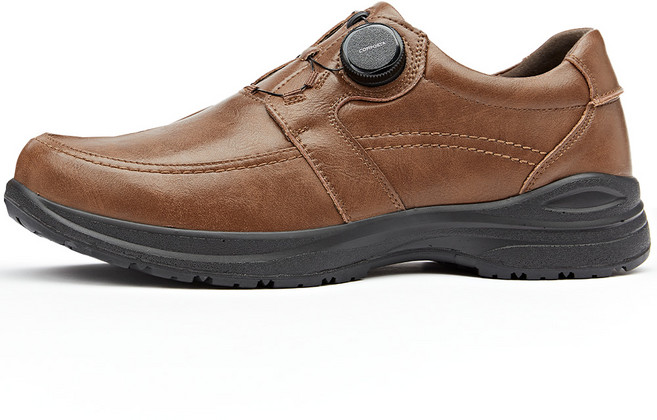 KANTUKAN 男士皮革旋鈕舒適鞋 SKKQ31 U型頭棕色 250