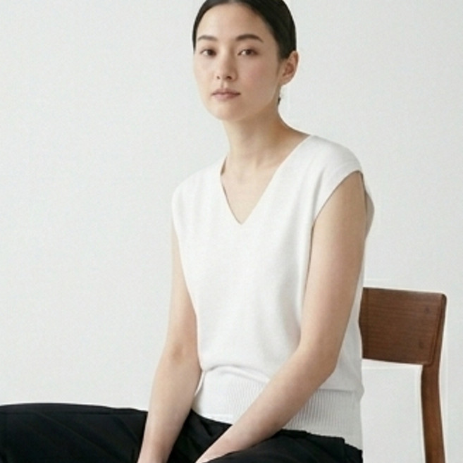 소니오 여성용 백버튼 민소매 반팔 니트