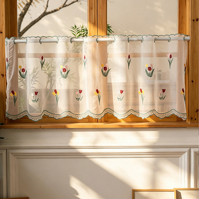 韓國 GNY 熊貓花卉刺繡亮點短窗簾, 鬱金香