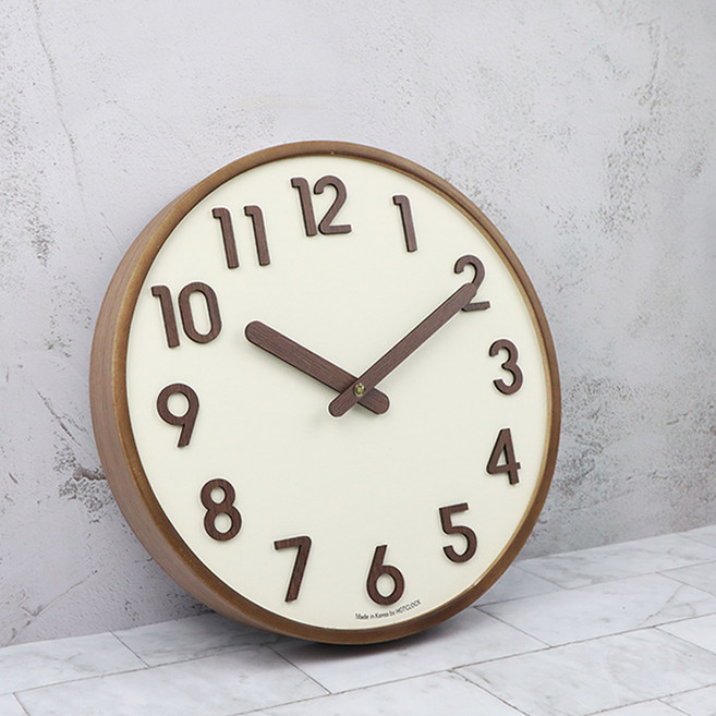 HotClock 木質圓形3D數字靜音掛鐘 30cm A款, 胡桃木象牙白
