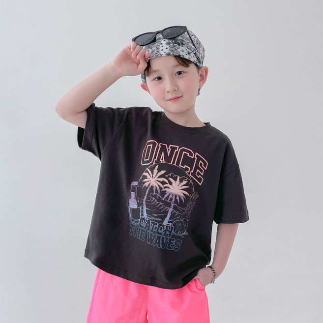 BerryCloset 男童透氣棕櫚樹圖案短袖T恤
