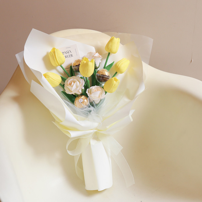 ASPASIA 三重金莎人參果鬱金香花束, 黃色