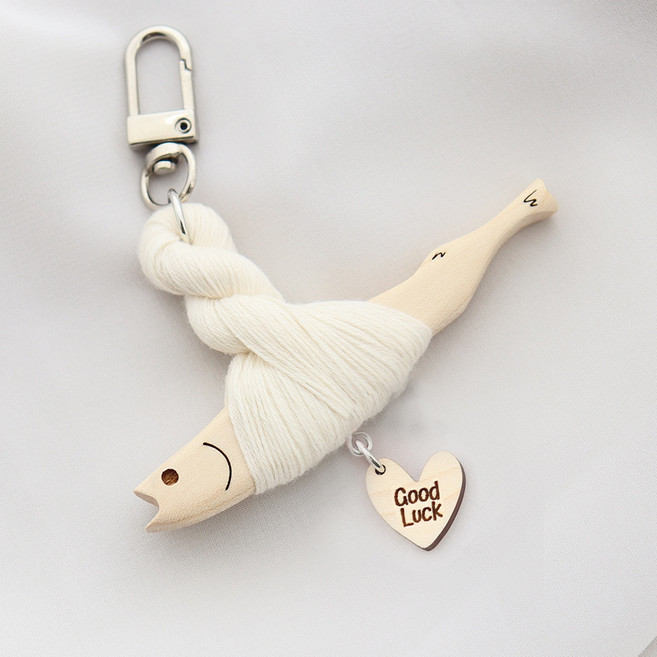 마켓유니버스 액막이명태 명구 키링, 명주실+기본눈 굿럭, 1개