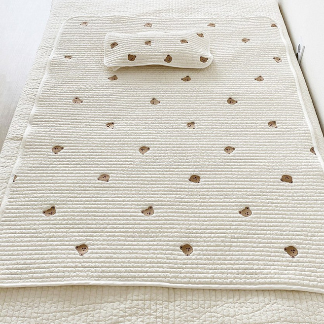 마롤로뜨 유아용 자수 누빔패드, 돗꼼아이보리, 1개