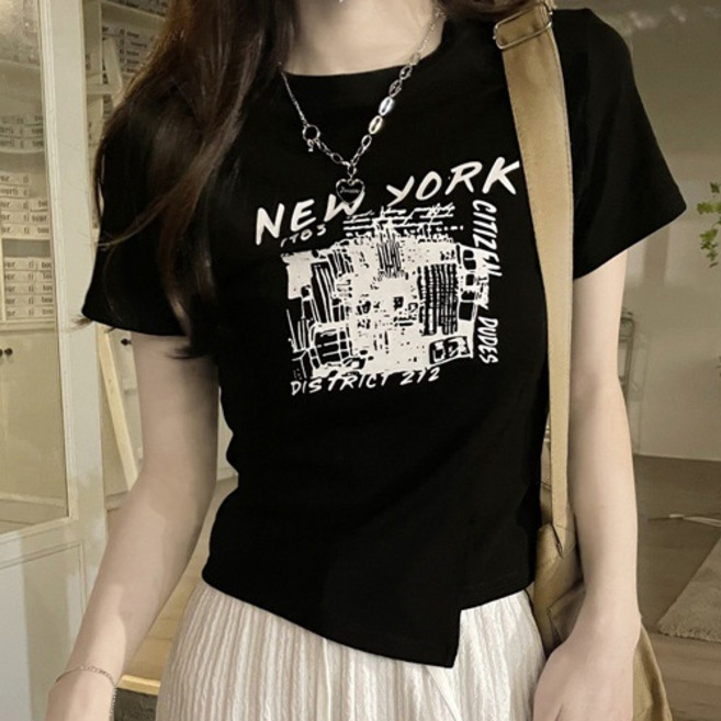 The Flow Commerce 女款日常不對稱剪裁印花短袖T恤