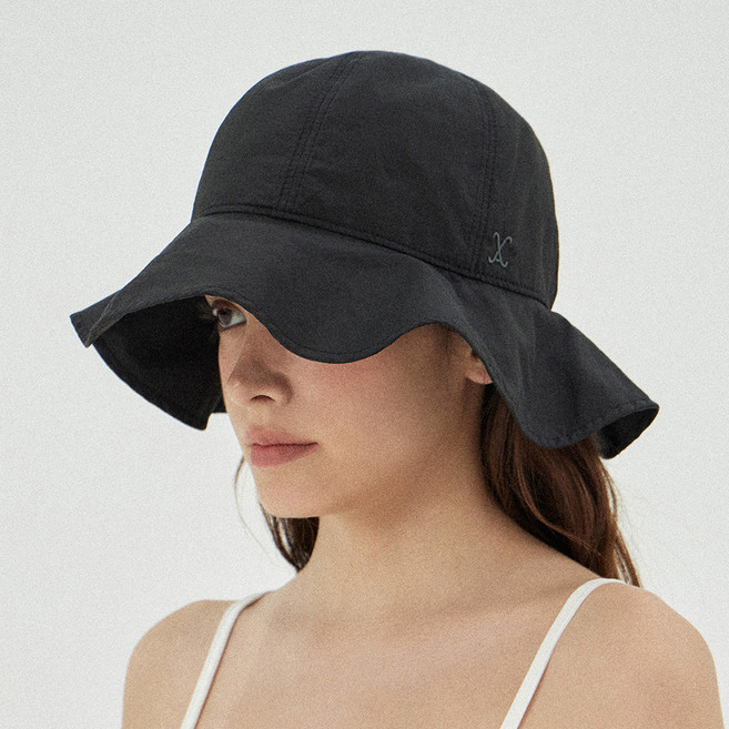 바잘 VA 커브드 로고 라운드 프릴 버킷햇