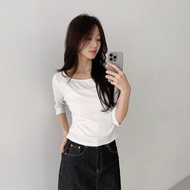 Planday 株式會社 女款七分袖修身Philly圓領船型領日常T恤