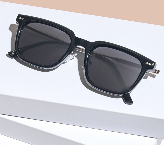 멜라크메 사각 뿔테 데일리 자외선차단 틴트 선글라스 5692