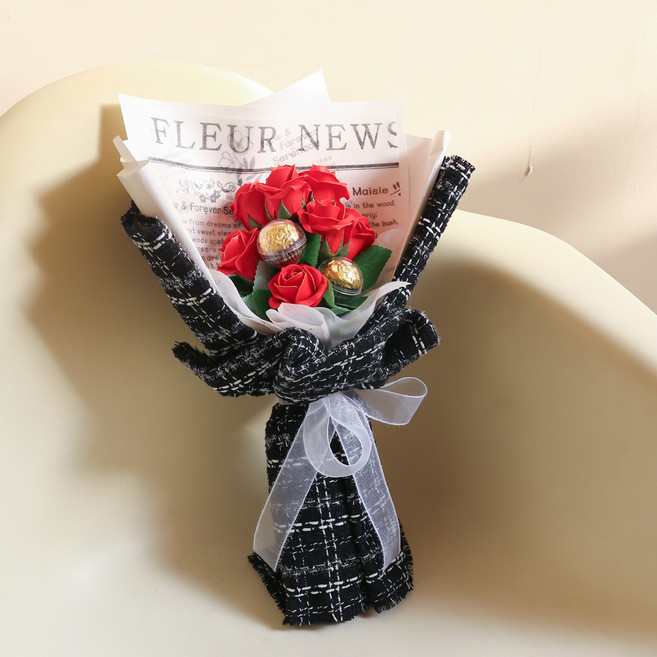 아스파시아 루이 라인 장미 7송이 페레로로쉐 꽃다발, 레드 골드라인