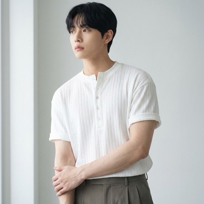 맨즈건 남성용 루이스 골지 헨리넥 반팔 니트 티셔츠 10111