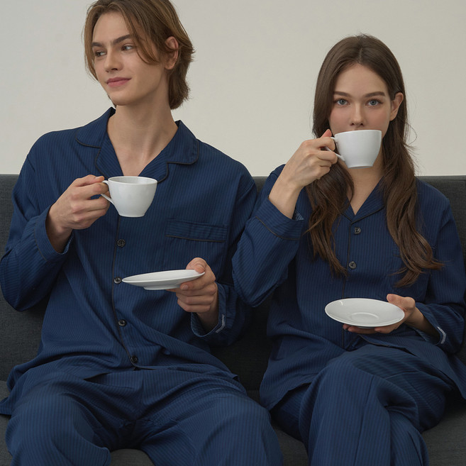 도씨 커플용 실크핏 클래식 긴팔 잠옷 2종 세트 D-3675