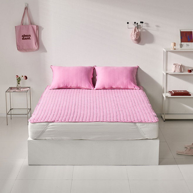 데시뉴 젤라또 냉감 누빔 고정밴드 미끄럼방지 침대패드, 러비베리