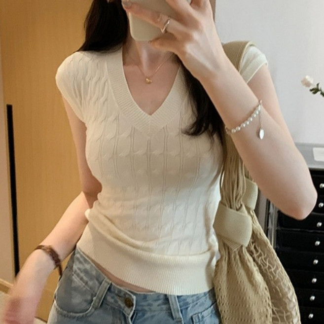 I'M MONG 女款修身V領麻花圖案短袖針織衫 R6H039