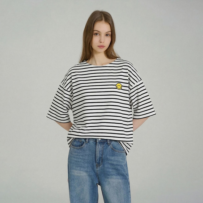 에이비플러스 여성용 스마일패치 스트라이프 라운드 반팔 티셔츠 LSA2MK36E