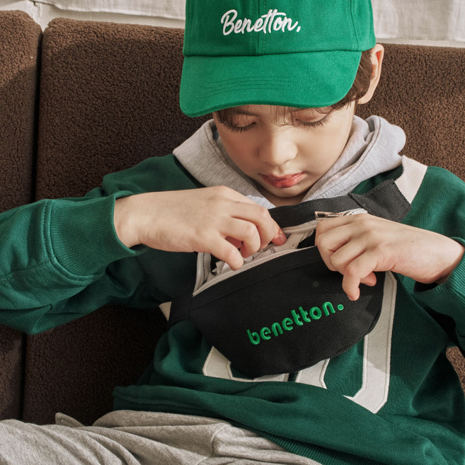 베네통키즈 힙색 가방