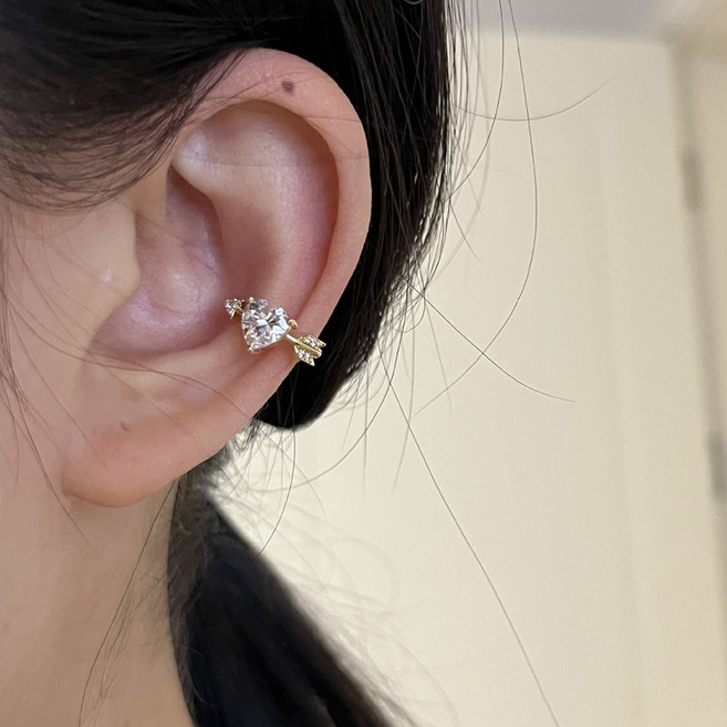 젤루나 여성용 하트 나비 큐빅 드롭 레이어드 귀찌 이어커프 P-530 한쌍