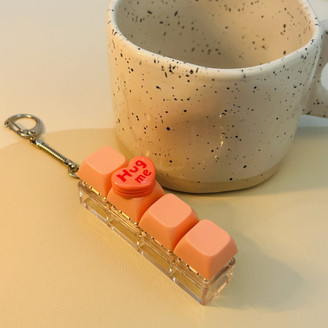 Soridal Carong 愛心粉彩字母鍵帽鑰匙圈 2 x 8 x 3 cm