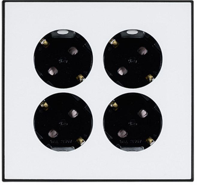 틸인스 콘센트 4구, 1개