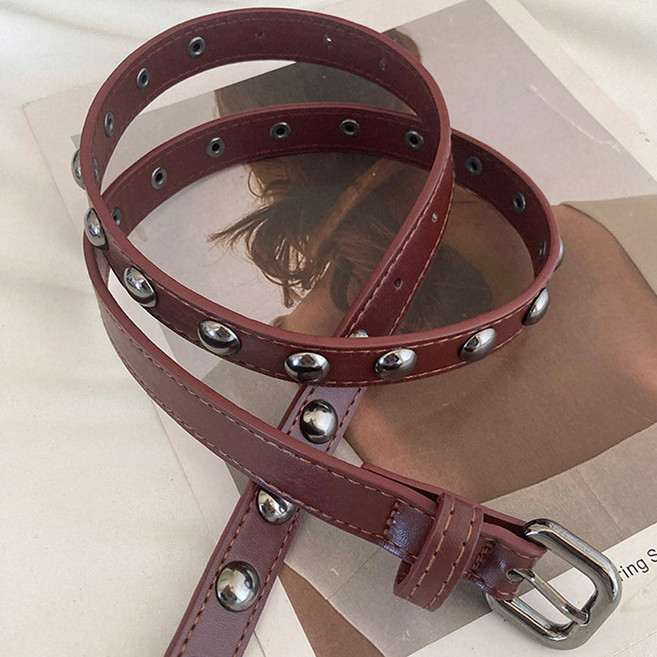 Dotif 女款復古風鉚釘裝飾細腰帶 D264-0147