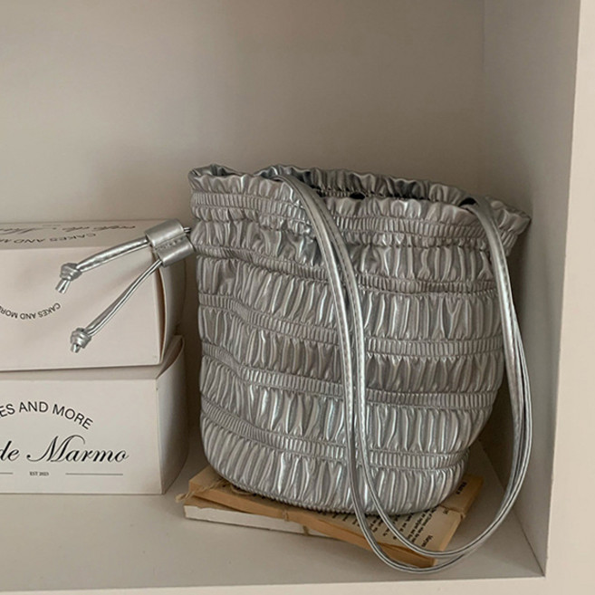 YeonYi Land 褶皺水桶包