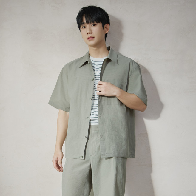 마인드브릿지 남녀공용 꾸뛰르 오버핏 반팔 셔츠 MZWS3172