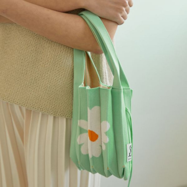 JOSEPH AND STACEY 女款 Lucky Pleats 針織雛菊包