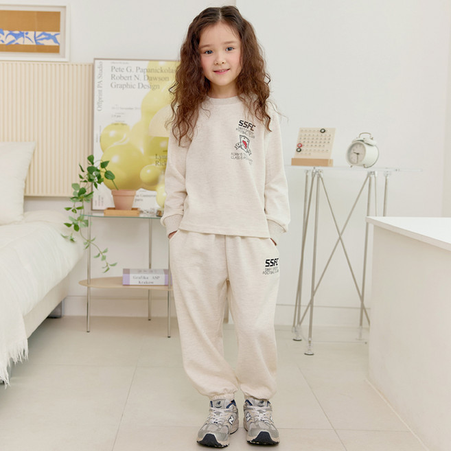 유라비 아동용 SSFC 맨투맨 + 트레이닝 팬츠 상하의 세트