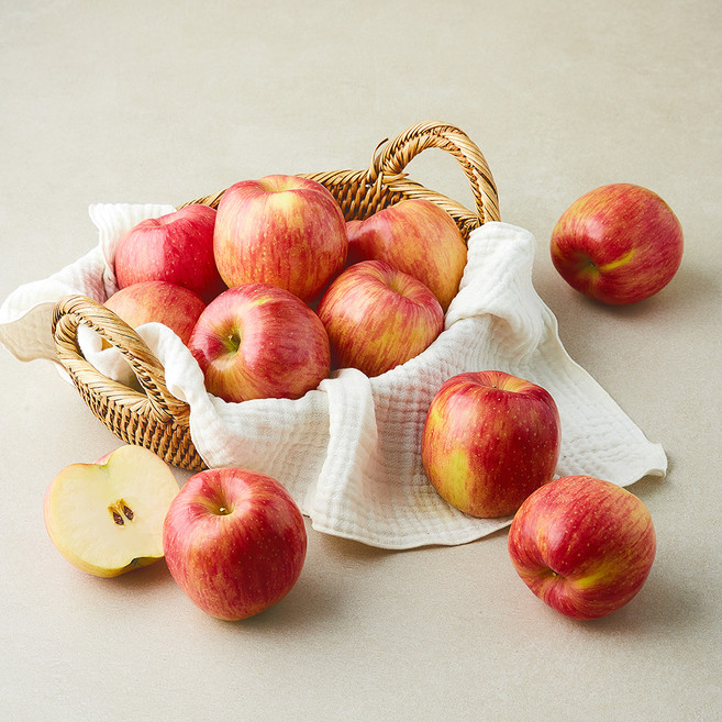 당찬 고산지 죽장사과 소과 11~13입, 2kg 소과 11~13입, 1개