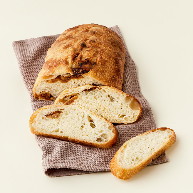 브로드카세 72시간 발효 사워도우 무화과 치아바타, 640g, 1개입, 1개