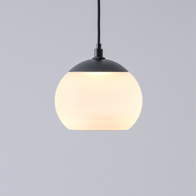 아르크볼 펜던트조명 5W D31054WH, 블랙