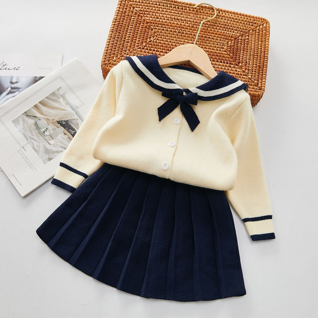 arbe 女童款水手服配色上衣+百褶裙套裝