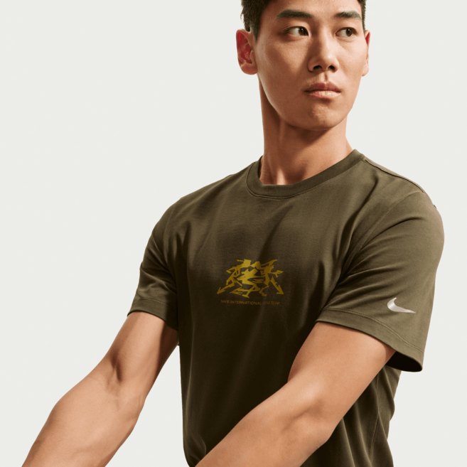 나이키 남성용 드라이 핏 러닝 티셔츠, 다크 헤이즐, 1개