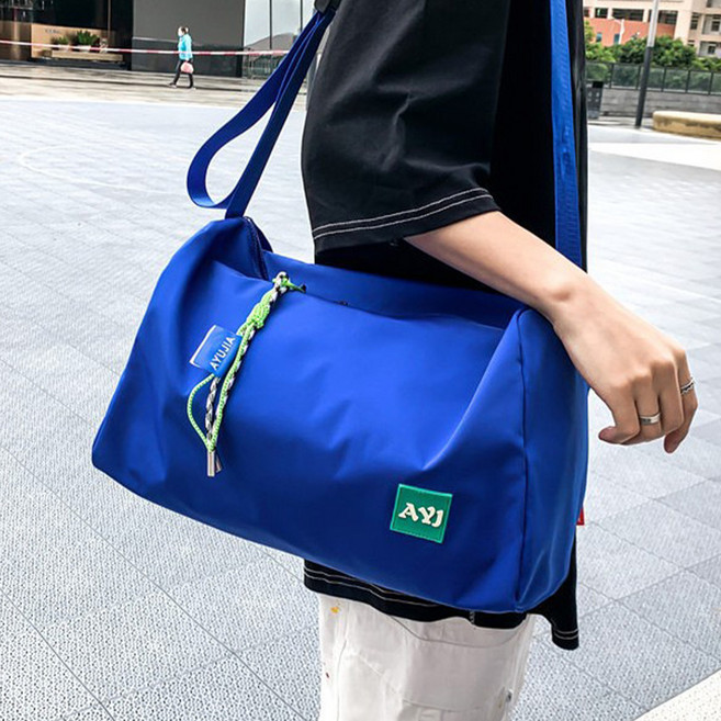 인피어스 아인 여행용 빅 크로스백 + 카라비너 키링 세트