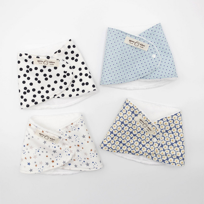 꿈꾸는두부 심플 바나나빕 4종 세트