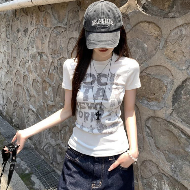 피어니스트 여성용 빈티지 레터링 반팔 티셔츠