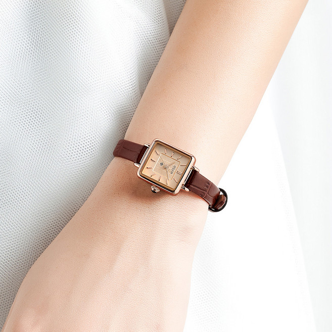 쥴리어스 여성용 가죽밴드 시계 JA-1413