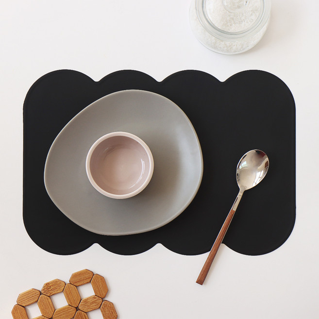 에이드엘 슬림 코튼 실리콘 테이블매트, 블랙, 가로 388mm x 세로 267mm x 두께 1.8mm, 1개