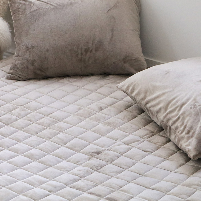 베이직톤 극세사 고정형 침대패드, 브라운