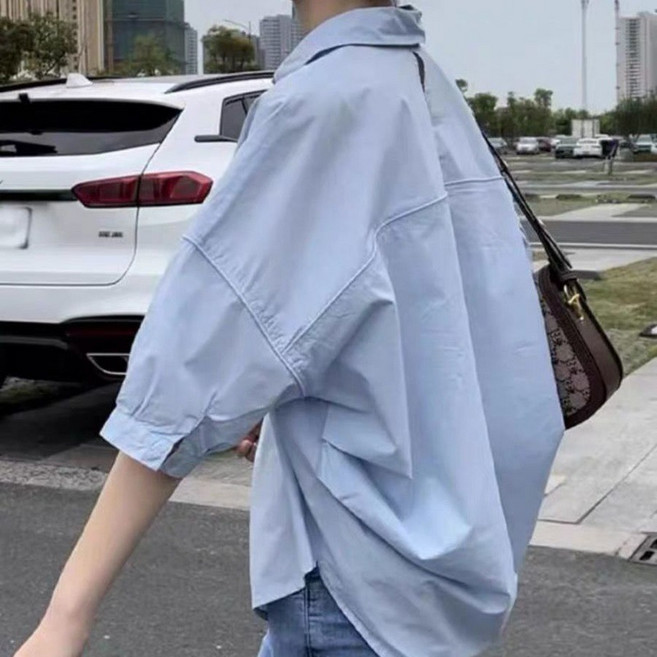 PEONIST 女款不對稱翻領短袖寬鬆襯衫
