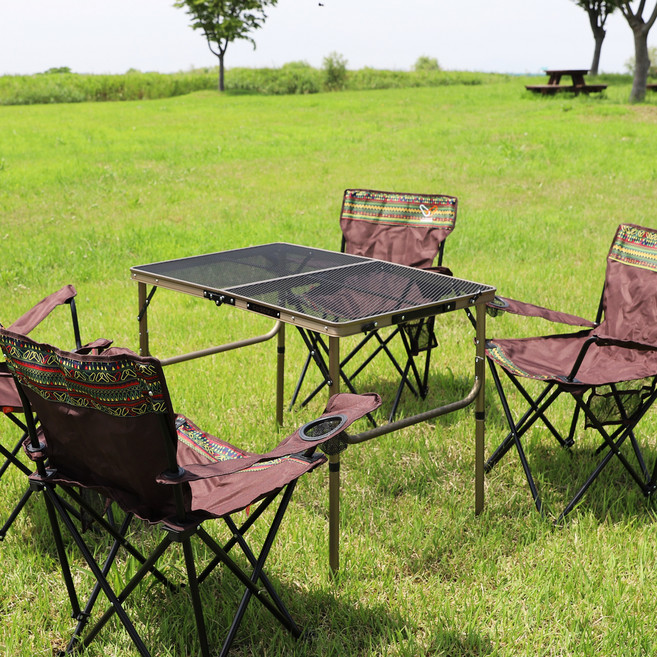 커스커즈 아이언 메쉬 2단 테이블, 샴페인 골드