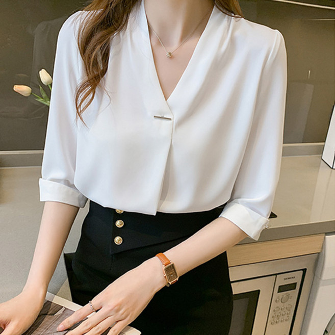 포플러앤씨 여성용 신디패스 브이넥 블라우스 P26SMBL022302