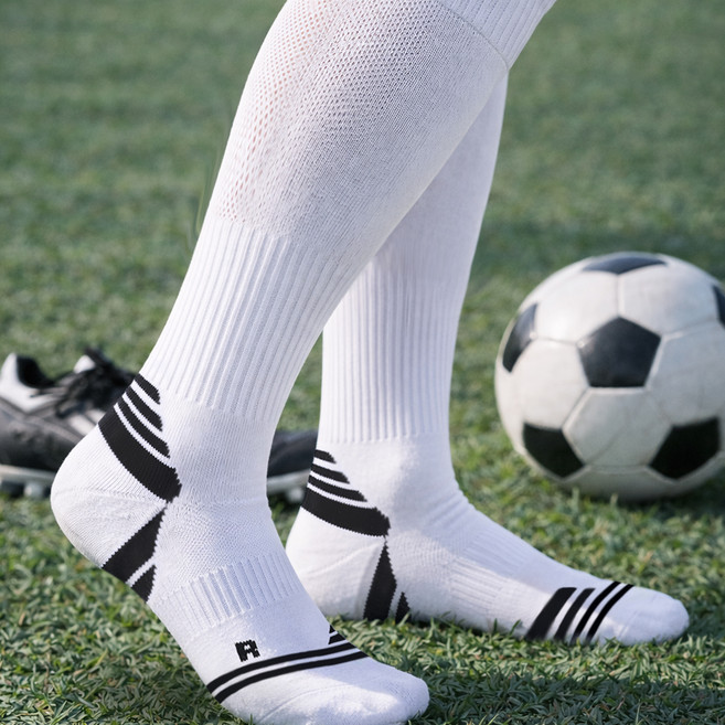 크로커다일 스포츠 기능성 듀얼핏 드라이쿨 논슬립 축구양말 CD400, 화이트, 2개