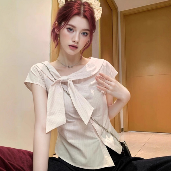 피어니스트 라운드 쁘띠 스카프넥 반팔 블라우스